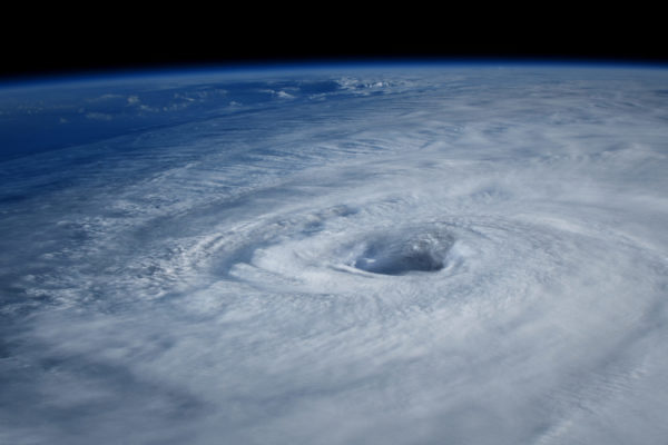 nWave_Hurricane_EyeOfTheStorm2
